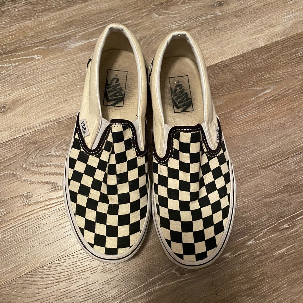 checkered vans